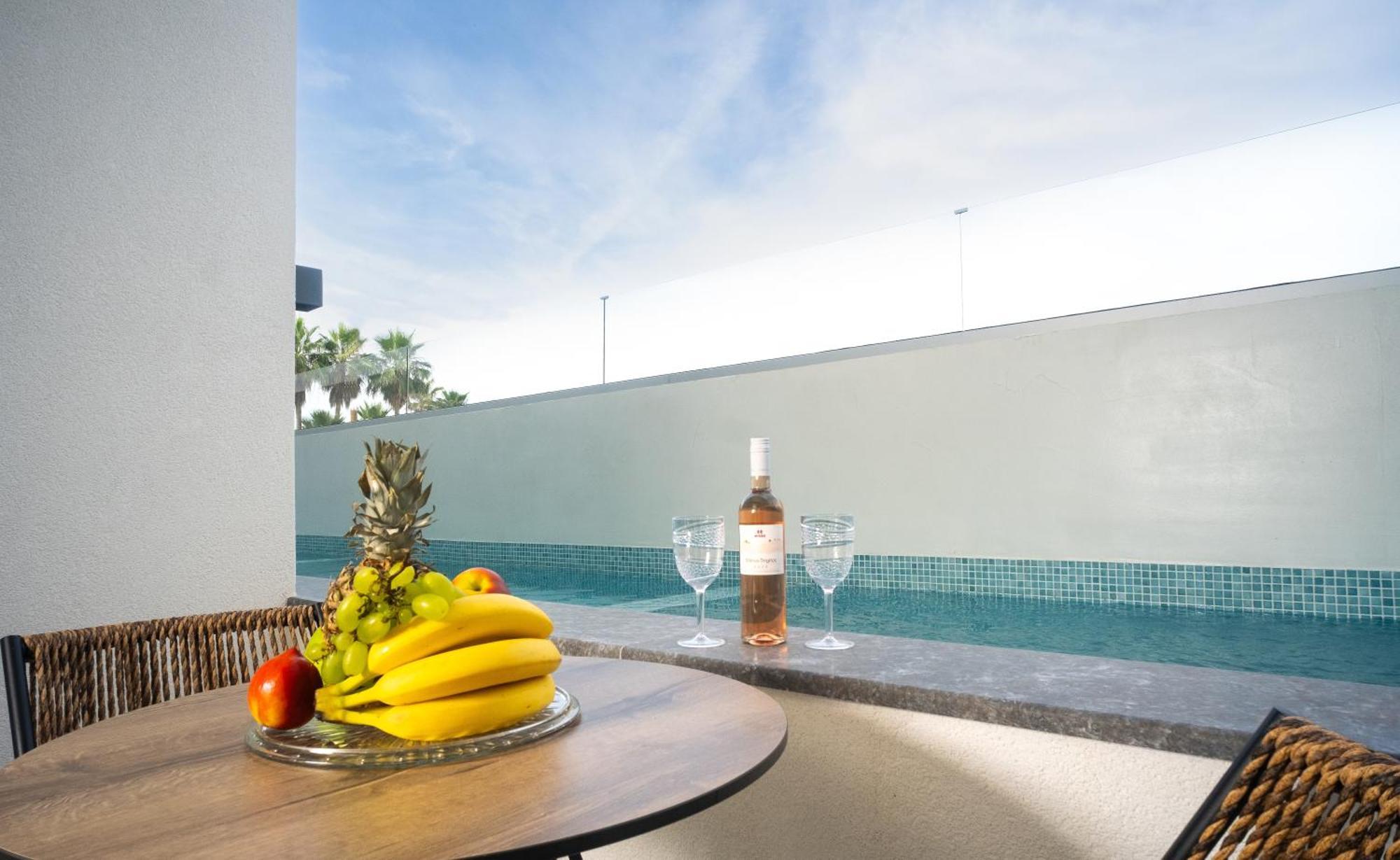 Aparthotel Luminous Luxury Living Kallithea  Exteriér fotografie