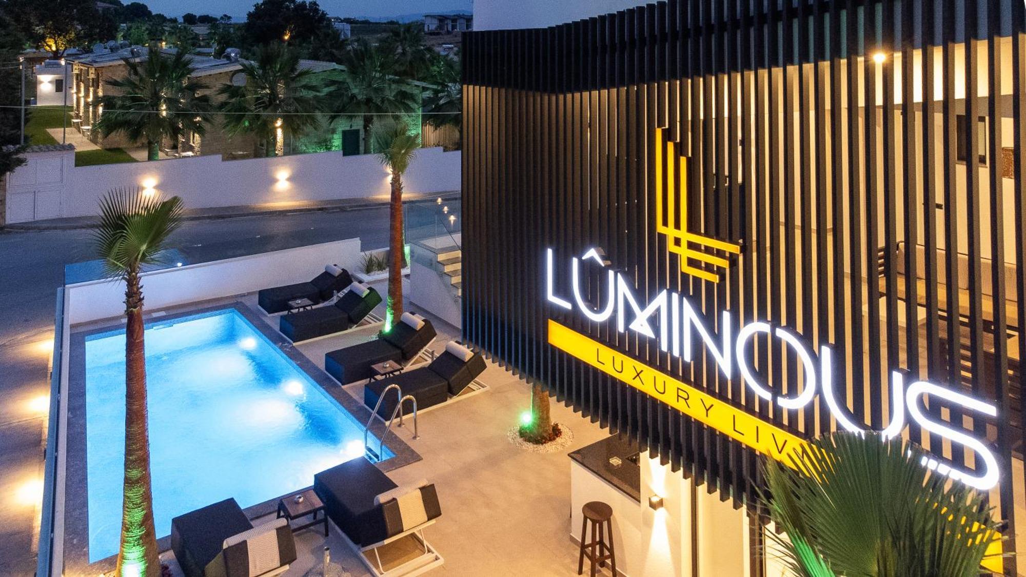 Aparthotel Luminous Luxury Living Kallithea  Exteriér fotografie